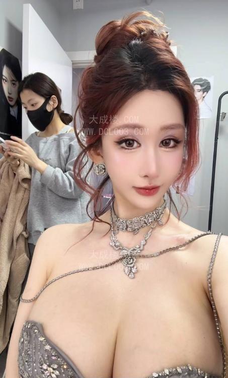 福田S型身材高挑巨乳老师