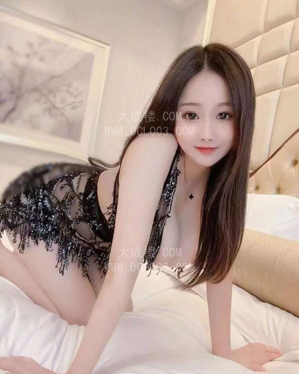 成都极品性感大胸骚妹