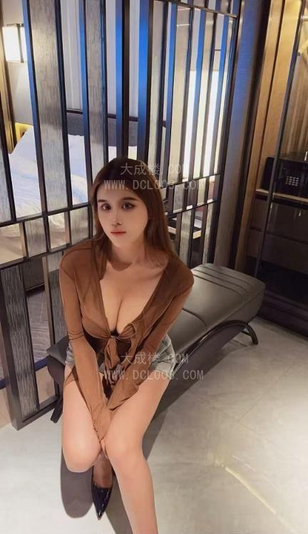 徐汇美胸成都少妇