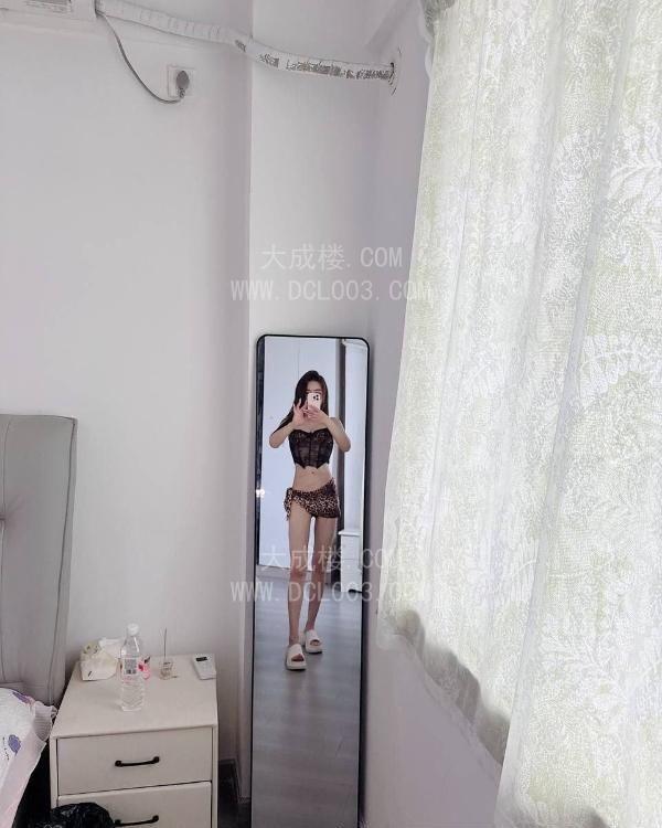 成都武侯榨汁姬招财猫