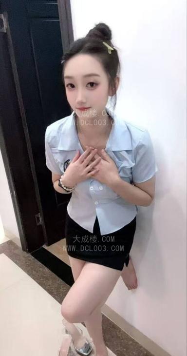 福田身材比例好颜值小怡