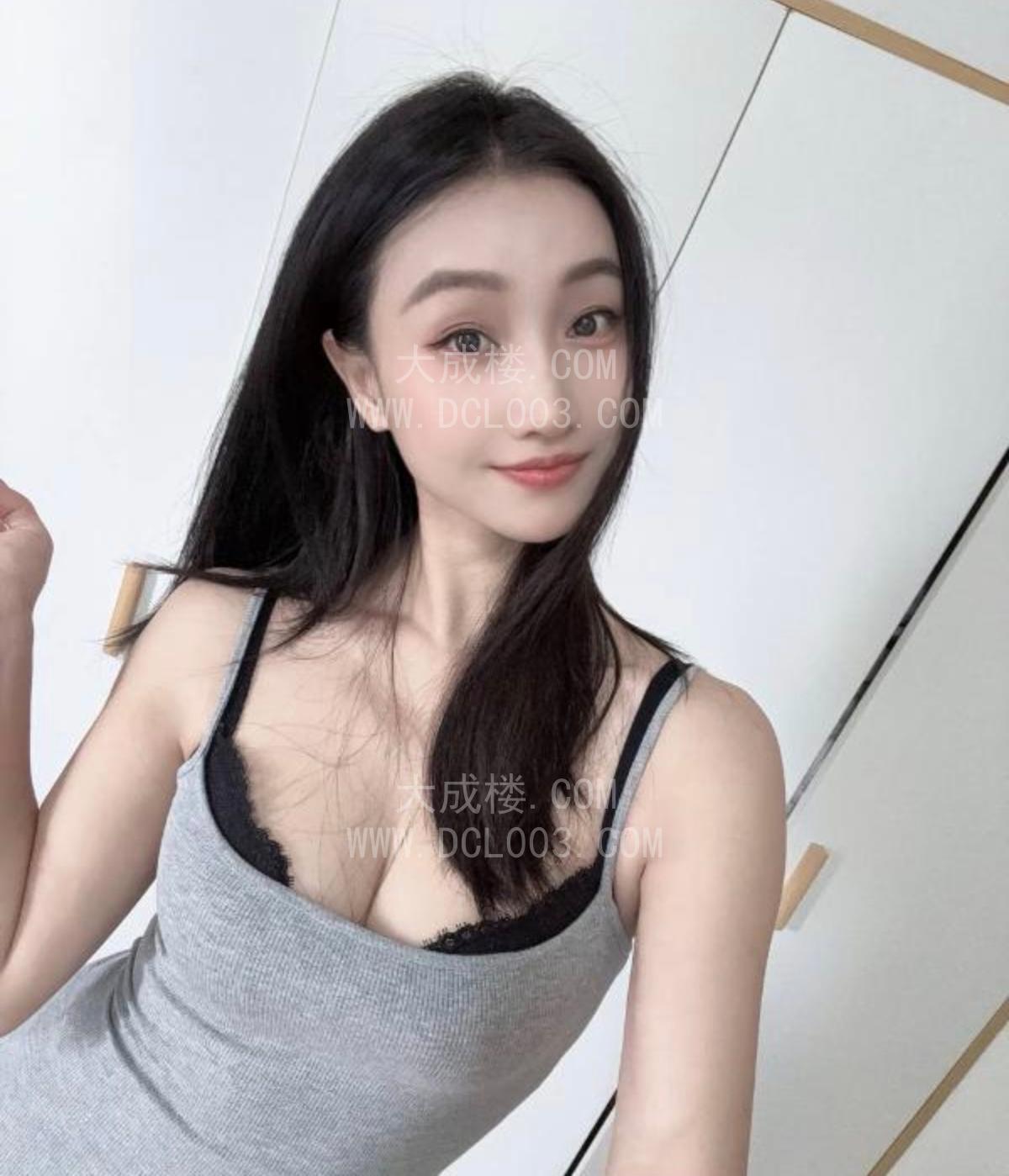 天河女友感十足肖雅