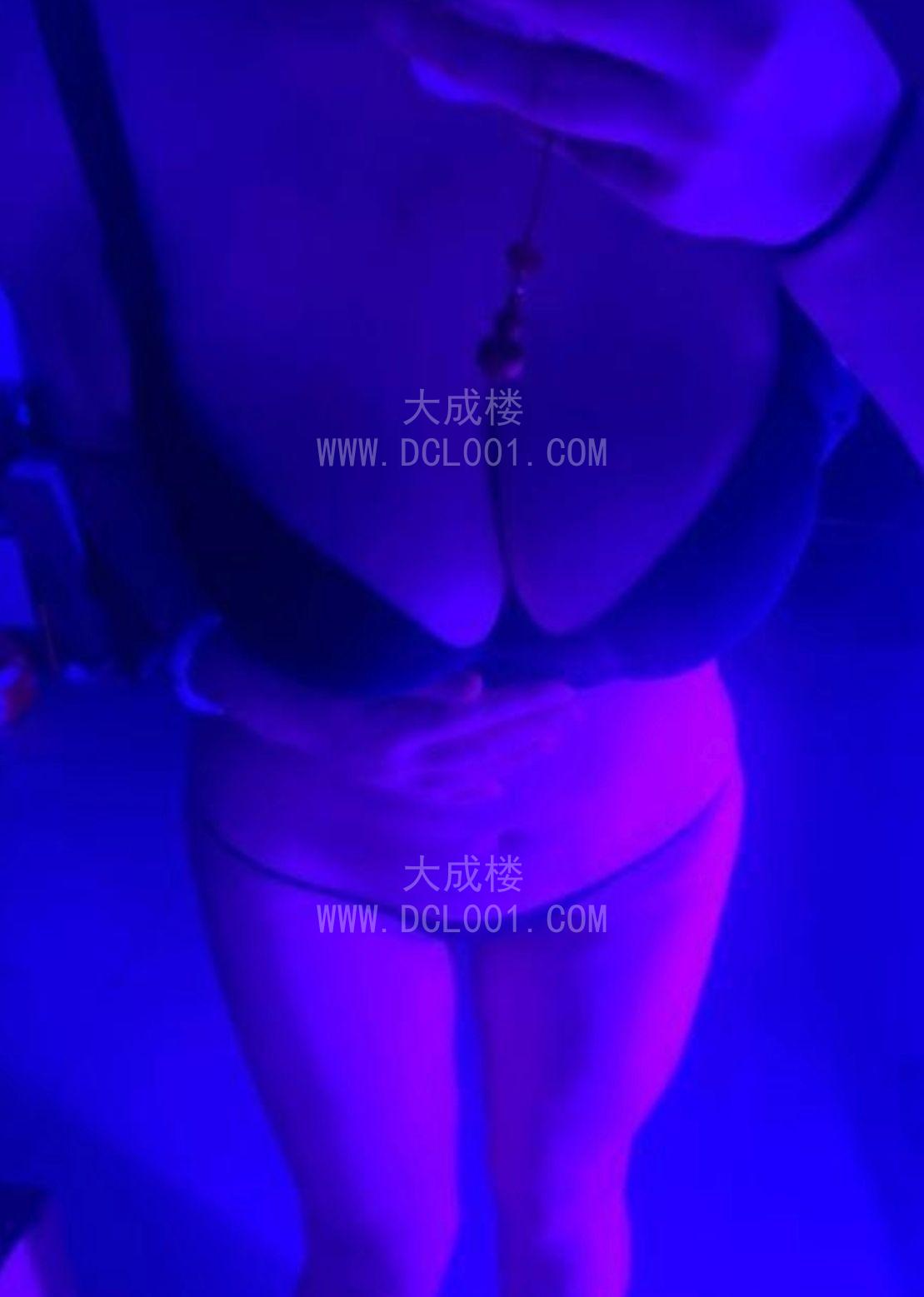 天河巨乳小雪