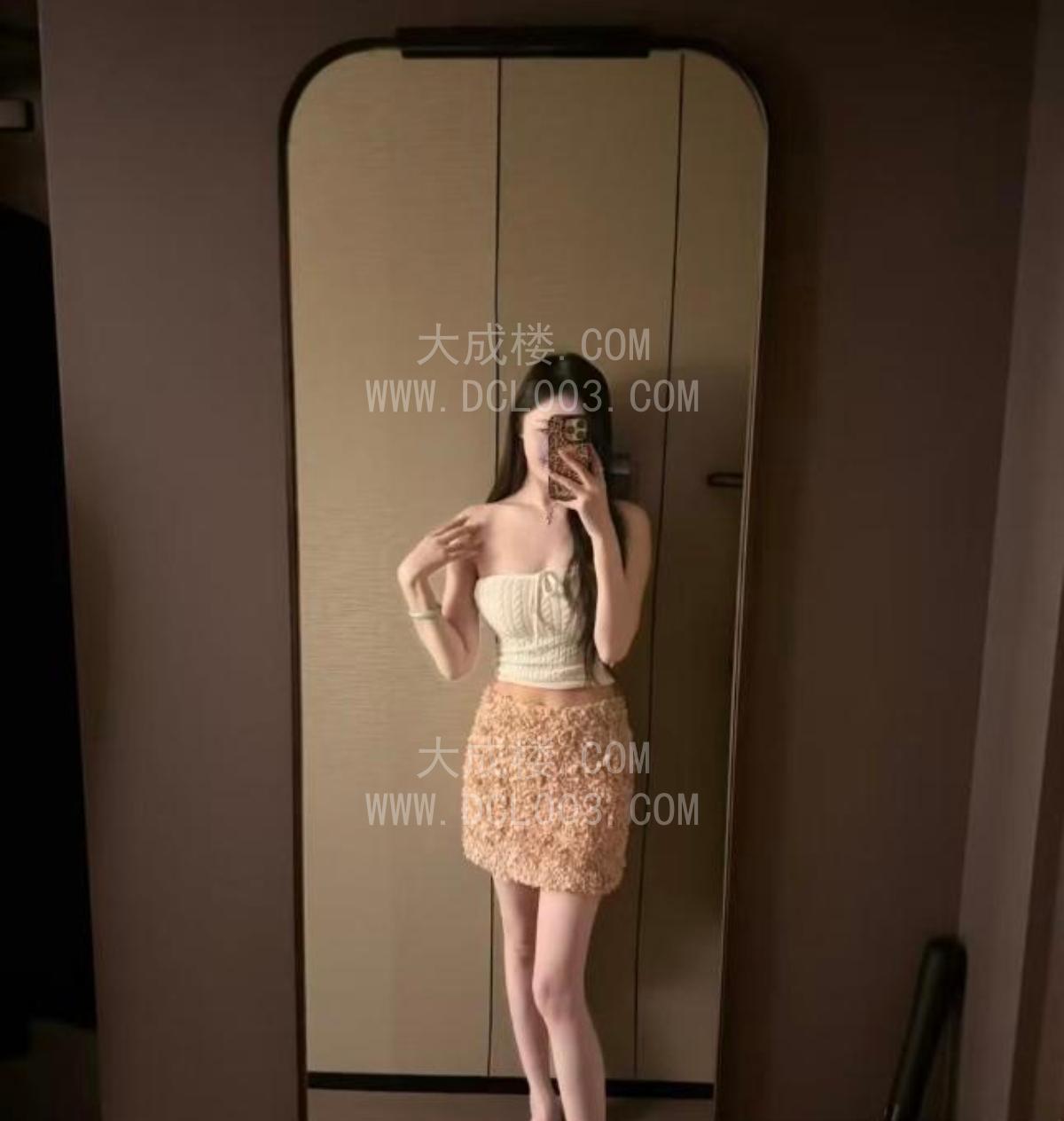 南京娇小可爱中项美女推荐