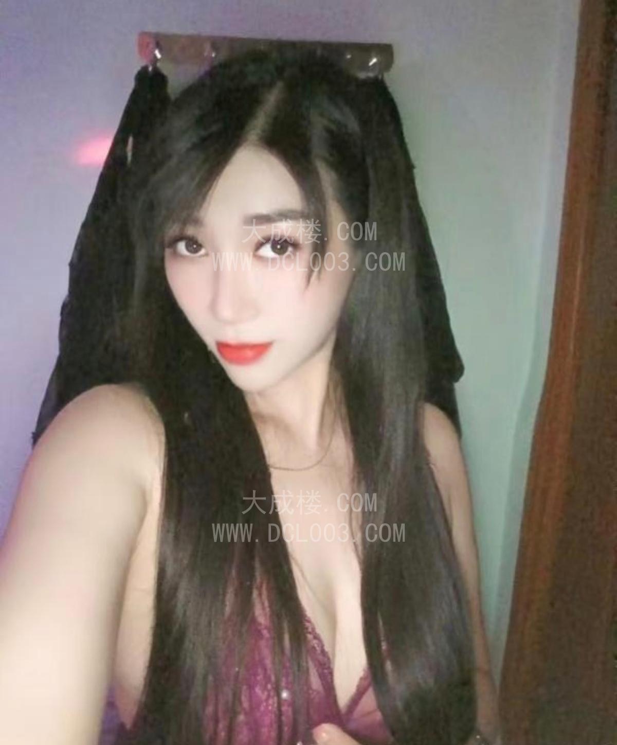 重庆风骚眼镜淫妻