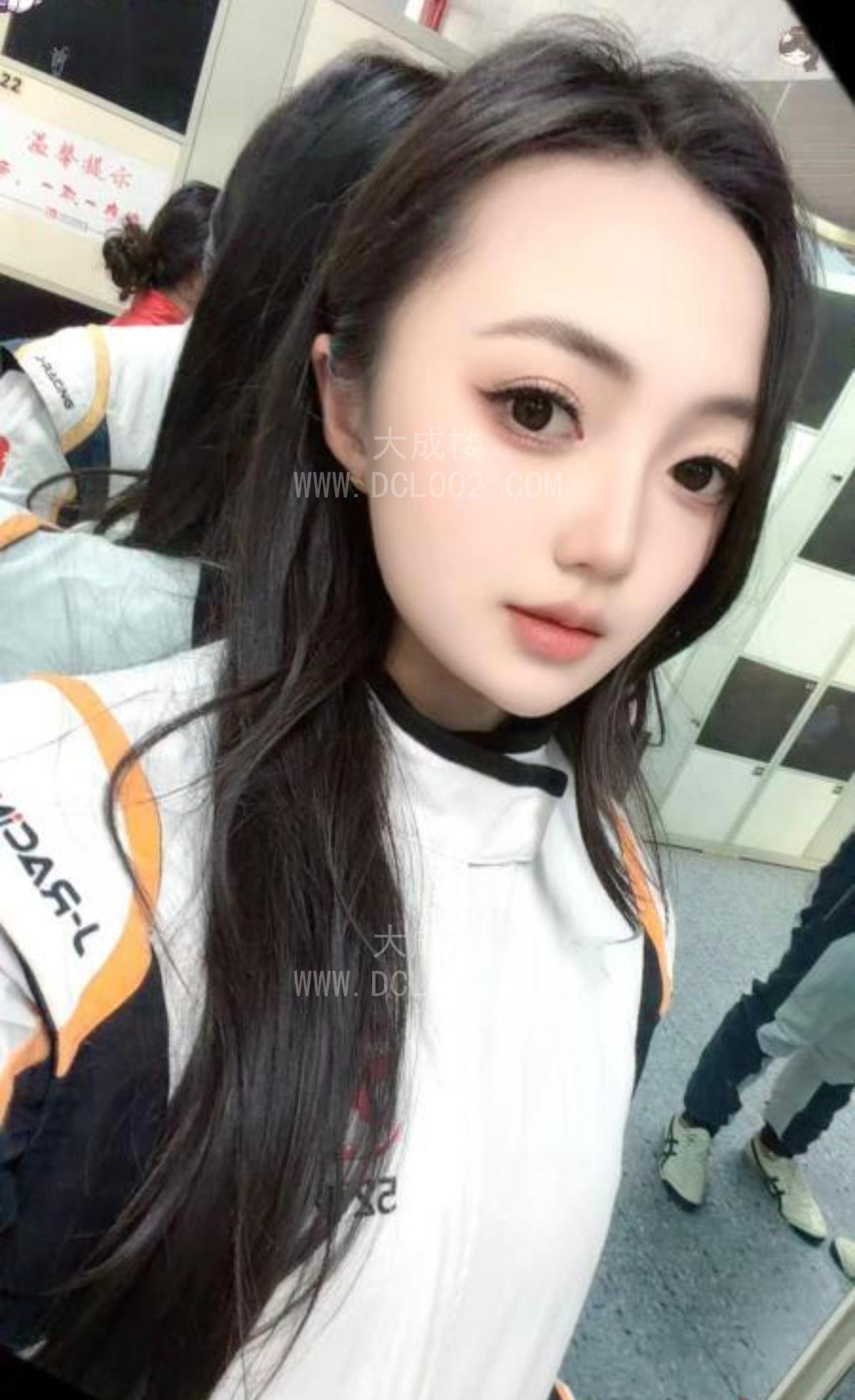 南京颜射口爆好身材嫩妹