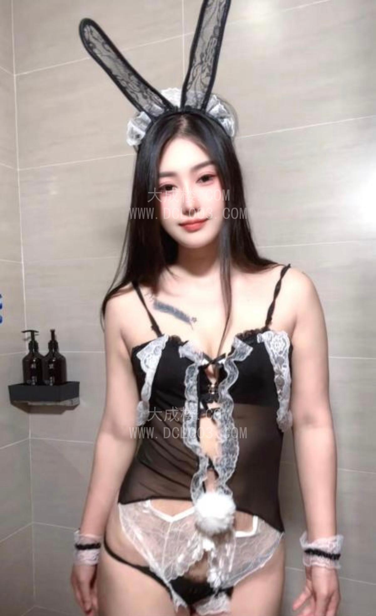 杭州后入蜜桃巨臀小满