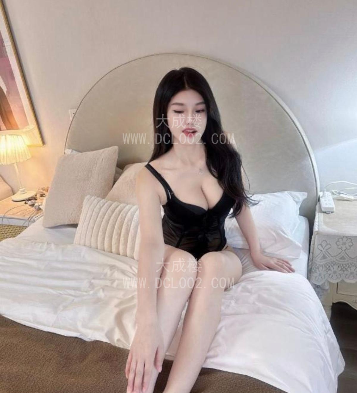 杭州丰满性感肥臀小妹
