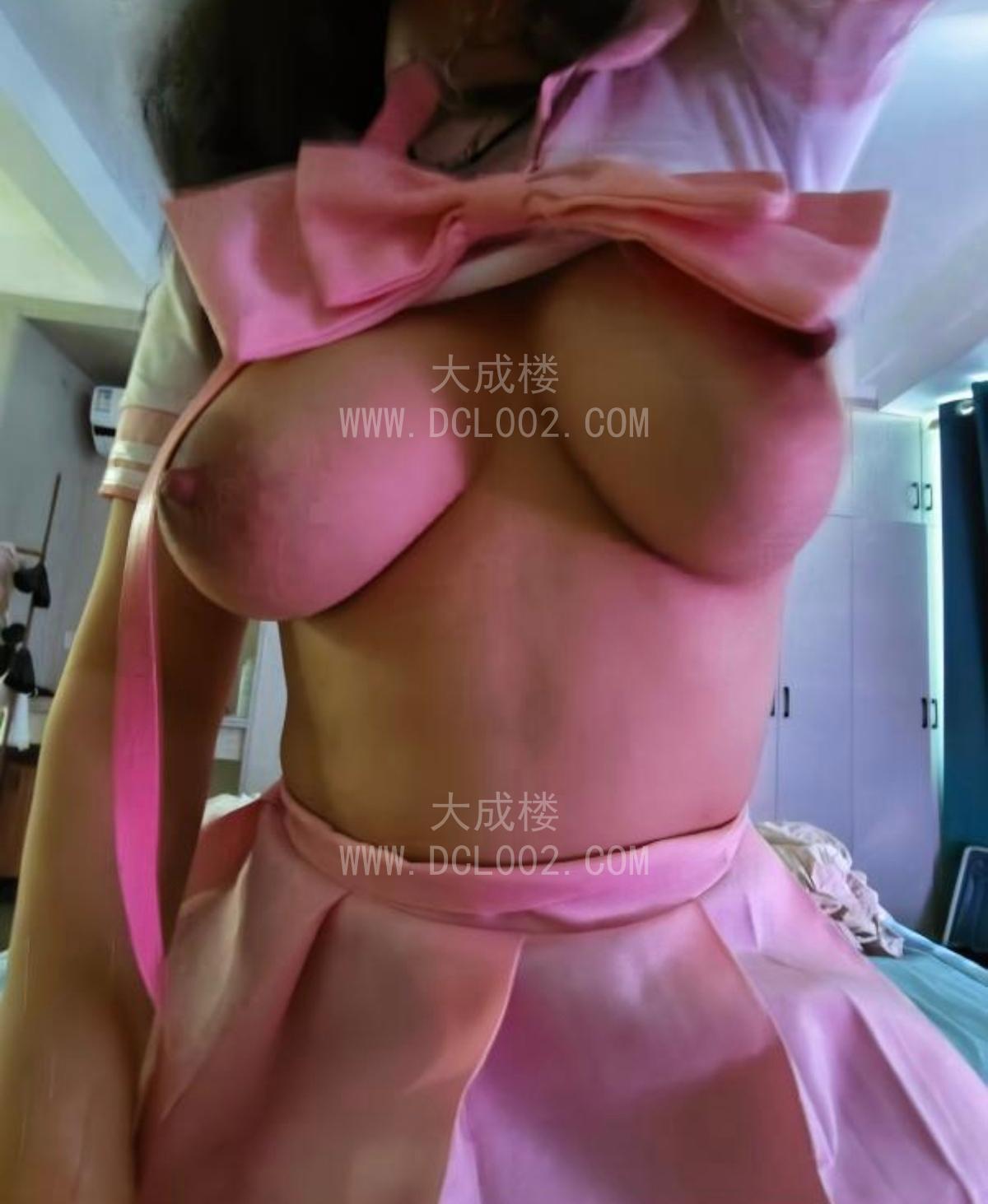 杭州东站三通年轻小姐姐