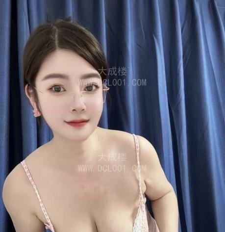 江宁大胸妹子