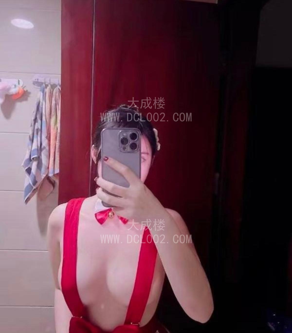 成都大胸肥臀骚晴儿