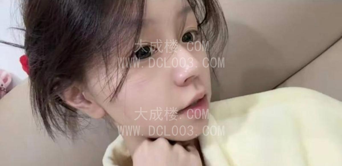 南山性感甜妹