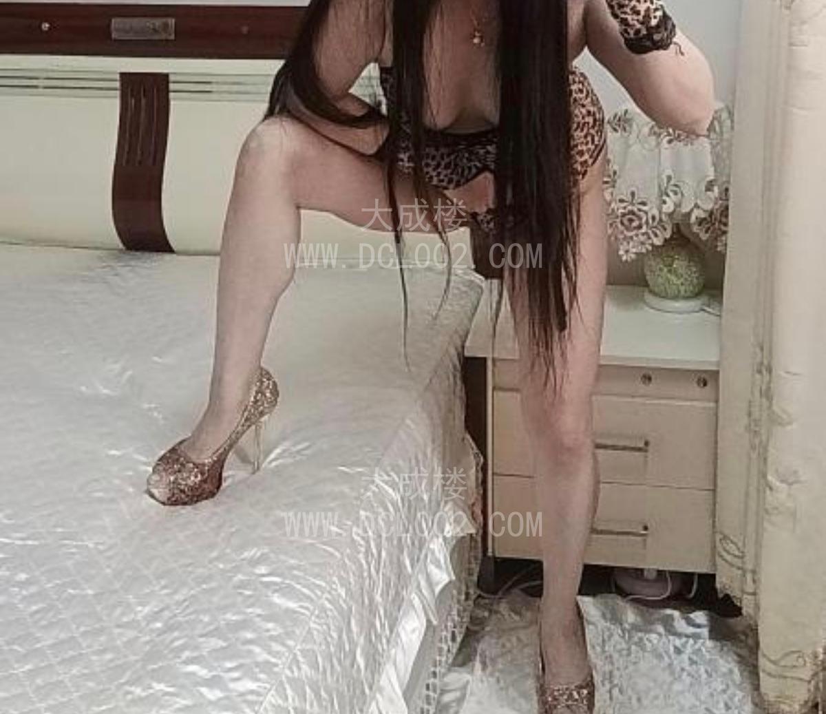 宝山风骚熟女会潮喷
